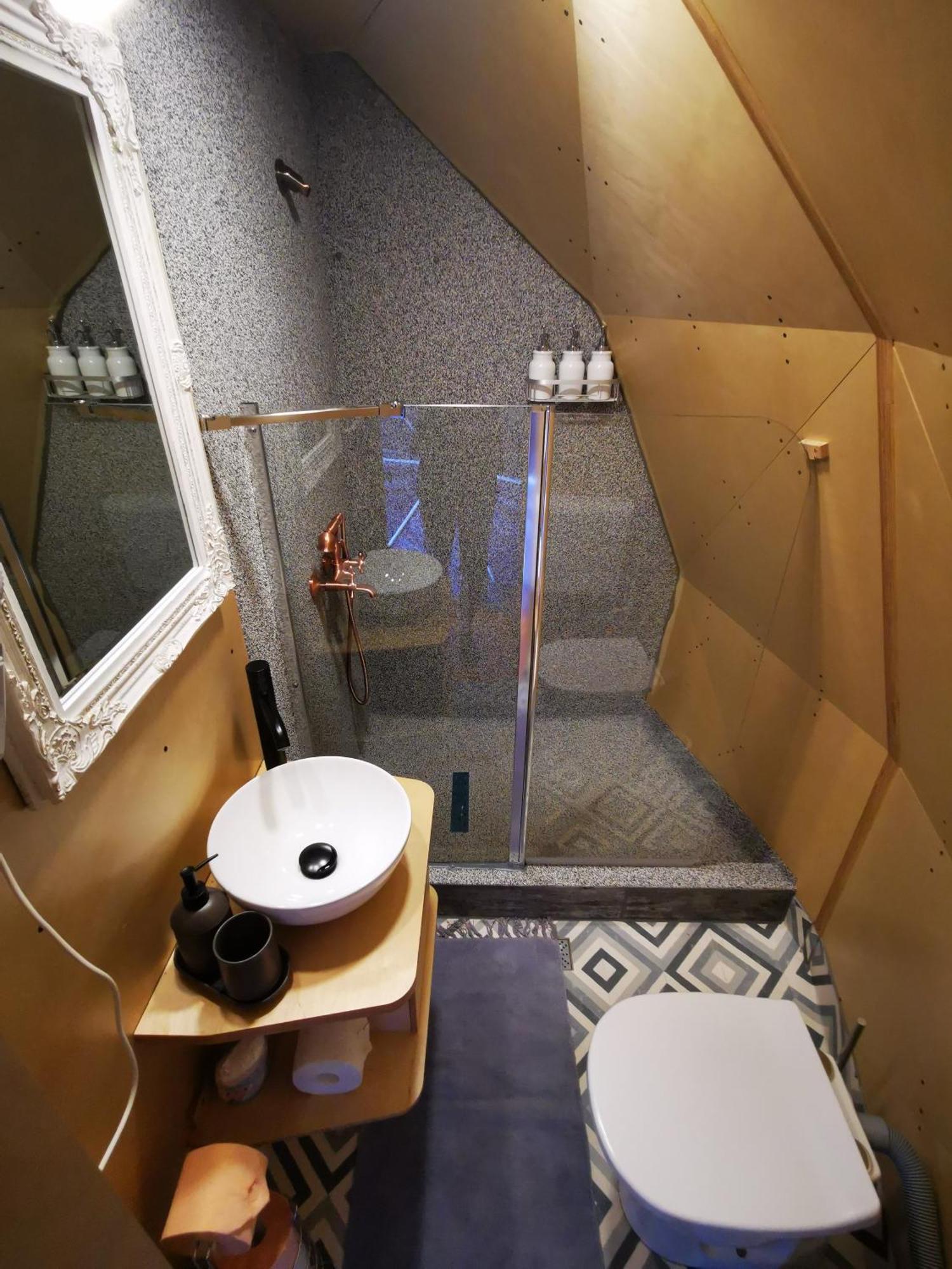 Glamping Zazen Hotel Drumu Carului Kültér fotó